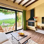 Aya Estate Relais & Chateaux 4*