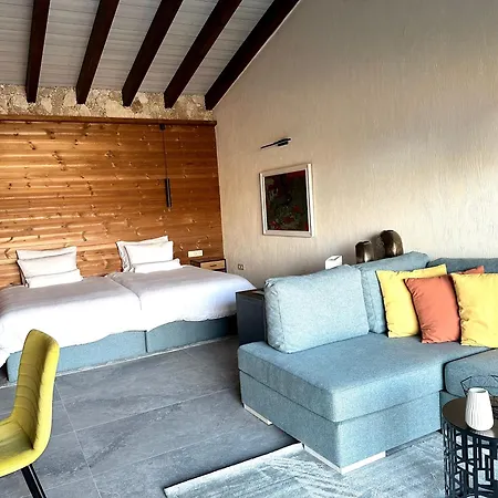 Aya Estate Relais & Chateaux メルニック