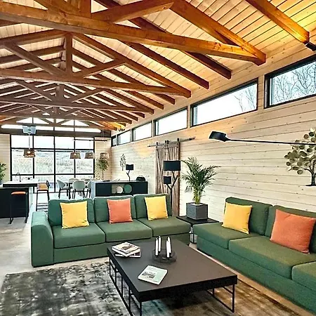 Aya Estate Relais & Chateaux 4* Мельник