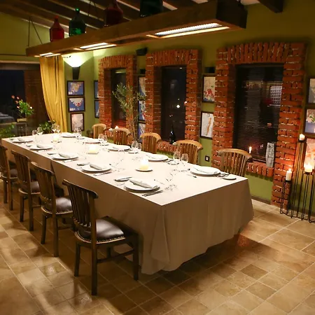 אתר נופש Zornitza Family Estate Relais & Chateaux מלניק