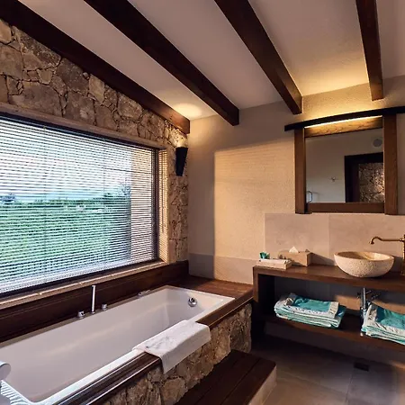 Zornitza Family Estate Relais & Chateaux מלניק