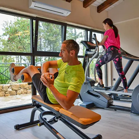 Zornitza Family Estate Relais & Chateaux 3* מלניק
